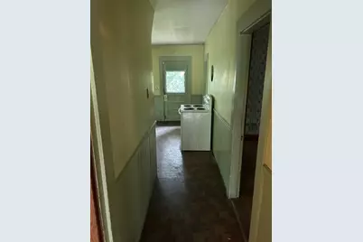 15 Conway St, Beverly, MA 01915 - Photo 11
