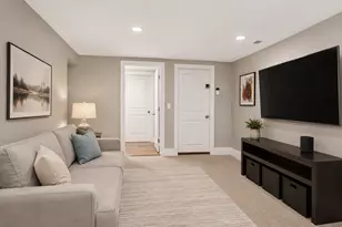 256 Watertown St, Newton, MA 02458 - Photo 15