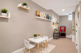 256 Watertown St, Newton, MA 02458 - Photo 15