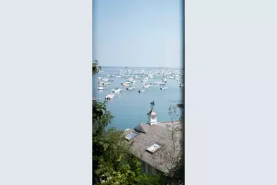 2 Brackett Brackett Pl #B, Marblehead, MA 01945 - Photo 23