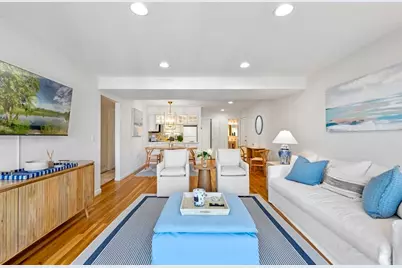 2 Brackett Brackett Pl #B, Marblehead, MA 01945 - Photo 3