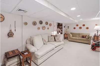 301 Winch St, Framingham, MA 01701 - Photo 33