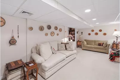 301 Winch St, Framingham, MA 01701 - Photo 33