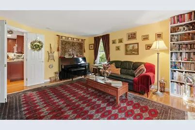 301 Winch St, Framingham, MA 01701 - Photo 7