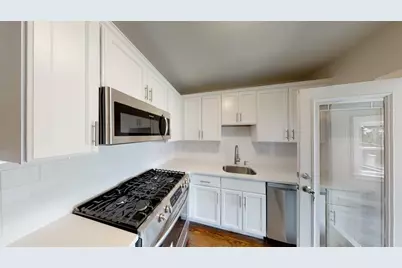 836 Canterbury St #2R, Boston, MA 02131 - Photo 1