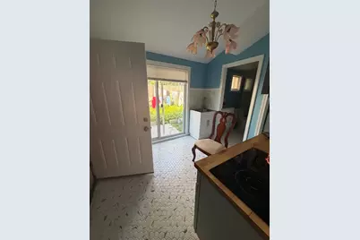 25 Ruth Rd #B, Brockton, MA 02302 - Photo 9