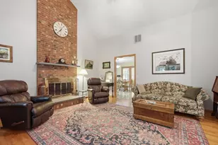 18 Allens Ln, Rehoboth, MA 02769 - Photo 3