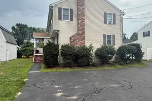 22 Draper Rd, Framingham, MA 01702 - Photo 1