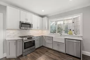 26 Hinckley St, Boston, MA 02125 - Photo 9