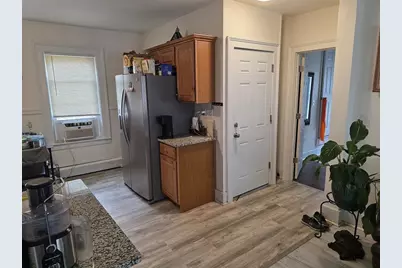 1081 Lawrence St #2, Lowell, MA 01852 - Photo 3