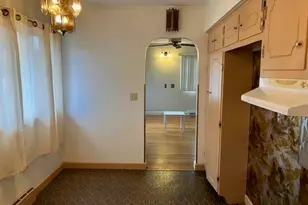 71 Seymour St, New Bedford, MA 02744 - Photo 13