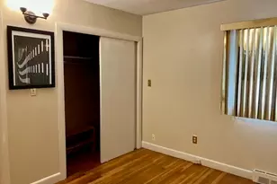 71 Seymour St, New Bedford, MA 02744 - Photo 17