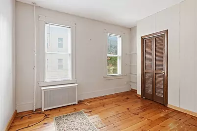 108 Grape St, Chicopee, MA 01013 - Photo 7