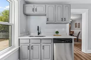 71 Eldridge St, Taunton, MA 02780 - Photo 9