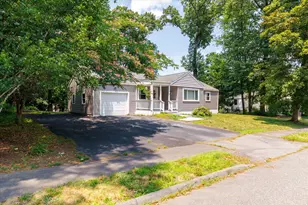 13 Curley Dr, Hudson, MA 01749 - Photo 1