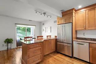 82 Captains Row, Chelsea, MA 02150 - Photo 7