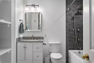 82 Captains Row, Chelsea, MA 02150 - Photo 11