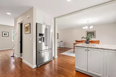 600 Trapelo Rd #8, Waltham, MA 02452 - Photo 11