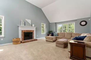7 Evergreen Ln, Sturbridge, MA 01518 - Photo 13