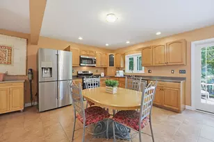 40 Doty Dr, Stoughton, MA 02072 - Photo 3