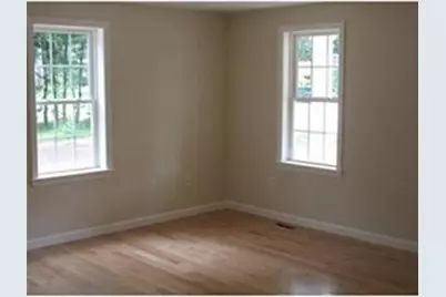320 Laurel St. #320, Bridgewater, MA 02324 - Photo 5