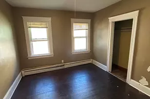 28 Joyce St, Webster, MA 01570 - Photo 5