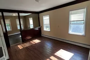 28 Joyce St, Webster, MA 01570 - Photo 3