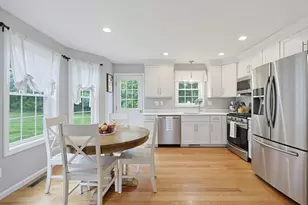 95 Riley Rd, Tyngsborough, MA 01879 - Photo 7