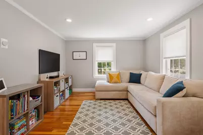 46 Macarthur Rd, Stoneham, MA 02180 - Photo 17