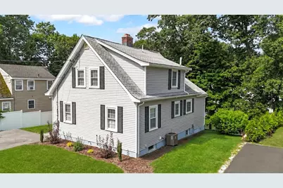 46 Macarthur Rd, Stoneham, MA 02180 - Photo 3