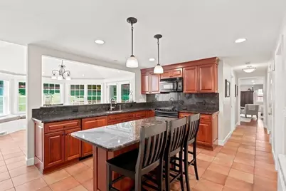 8 Emery St, Peabody, MA 01960 - Photo 15