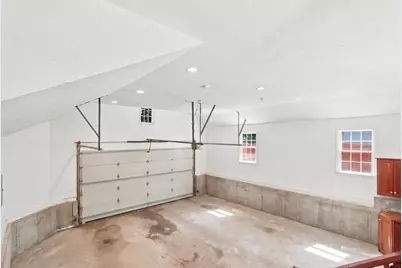 8 Emery St, Peabody, MA 01960 - Photo 13