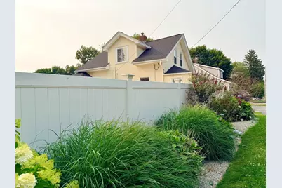 22 Pelican Ave, Worcester, MA 01605 - Photo 17