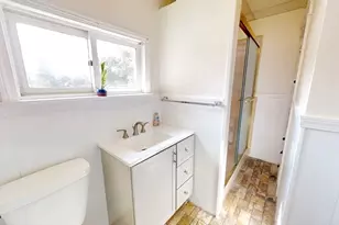 22 Pelican Ave, Worcester, MA 01605 - Photo 25