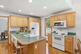 32 Shaker Ln, Littleton, MA 01460 - Photo 15