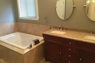 633 Saw Mill Brook Pkwy, Newton, MA 02459 - Photo 11