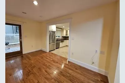 633 Saw Mill Brook Pkwy #1, Newton, MA 02459 - Photo 9