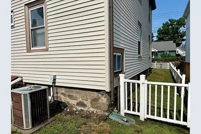268 Newton St, Waltham, MA 02453 - Photo 7