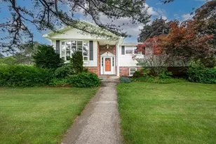 36 Roman Dr, Shrewsbury, MA 01545 - Photo 1
