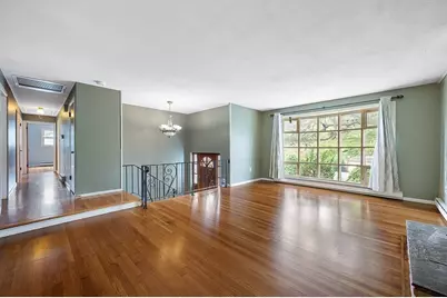 36 Roman Dr, Shrewsbury, MA 01545 - Photo 3
