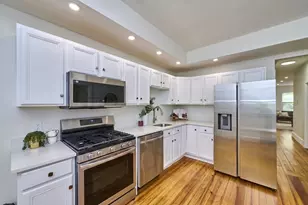 363 Cardinal Medeiros Ave, Cambridge, MA 02141 - Photo 5