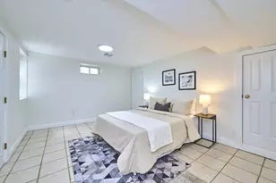 363 Cardinal Medeiros Ave, Cambridge, MA 02141 - Photo 17