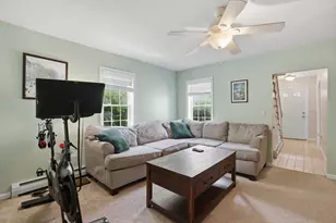 63 Vine St, Leominster, MA 01453 - Photo 5