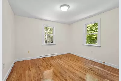 5 Grove St, Plainville, MA 02762 - Photo 21