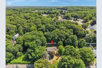 5 Grove St, Plainville, MA 02762 - Photo 7