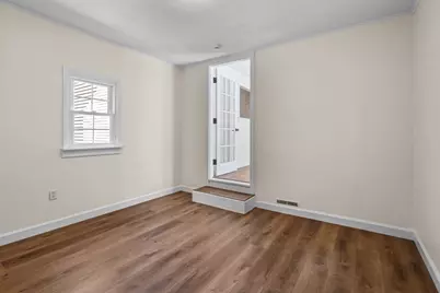 5 Grove St, Plainville, MA 02762 - Photo 17