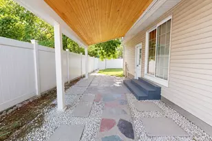 1116 Old Connecticut Path, Framingham, MA 01701 - Photo 11