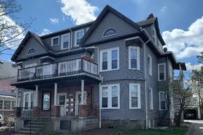 159 Brown St #6, Waltham, MA 02453 - Photo 1