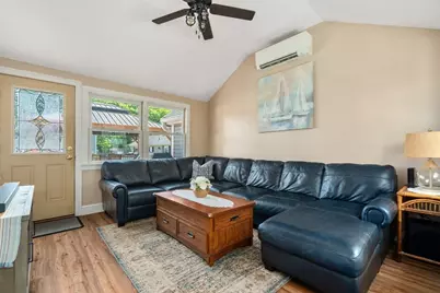 86 Redfield Rd, Wakefield, MA 01880 - Photo 11