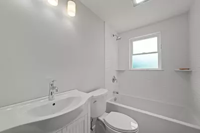 543 Cross St, Bridgewater, MA 02324 - Photo 7